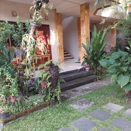 Gerhana Sari 2 Bungalows Убуд Экстерьер фото
